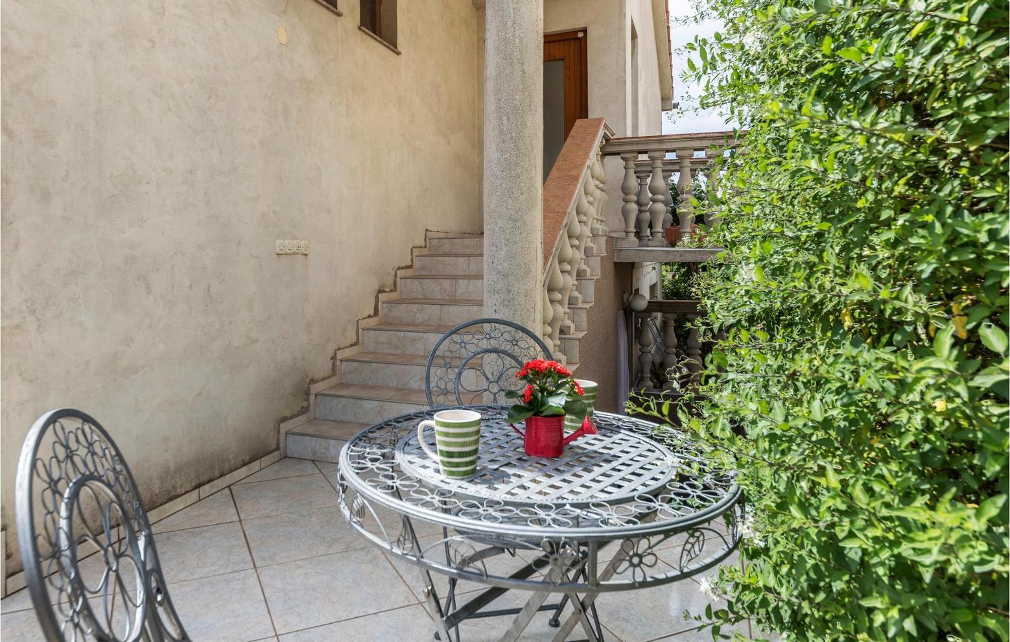 Gorgeous Apartment In Pula With Wifi Exterior photo